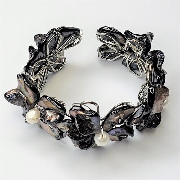 Grey Cuff Bracelet Freshwater Pearl and Mother Of Pearl Bangle NEW - Picture 14 of 16